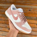 Tênis Nike Dunk Low Rosa Gliter Jeans Premium - Loja Menina Maluca