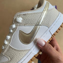Tênis Nike Dunk SB Dourado Creme Premium - Loja Menina Maluca