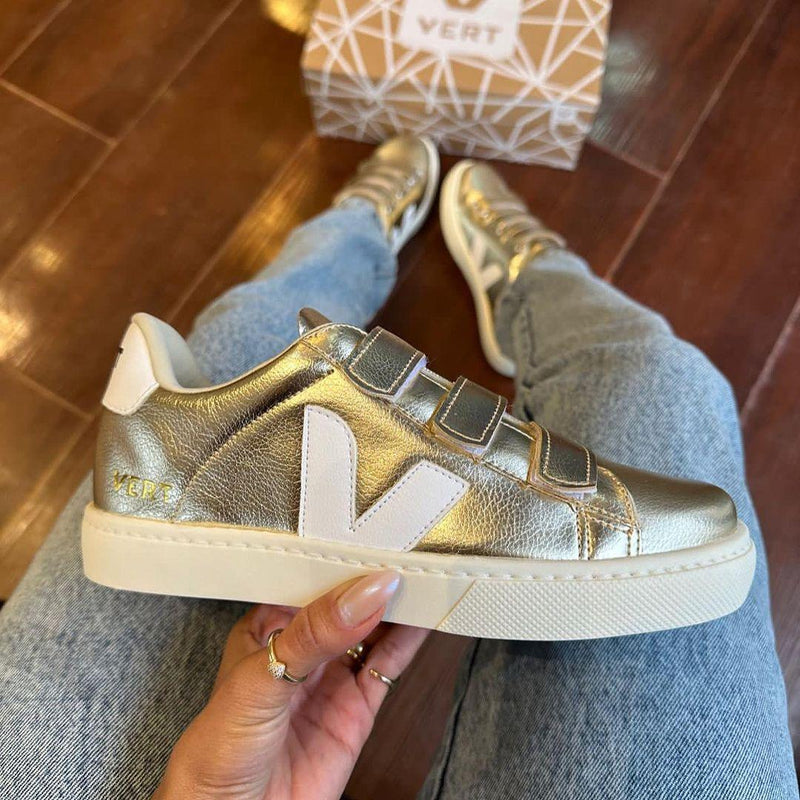 Tênis Vert Velcro Dourado e Branco Premium - Loja Menina Maluca